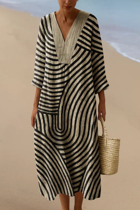 Tracee | Monochrome Maxi Dress