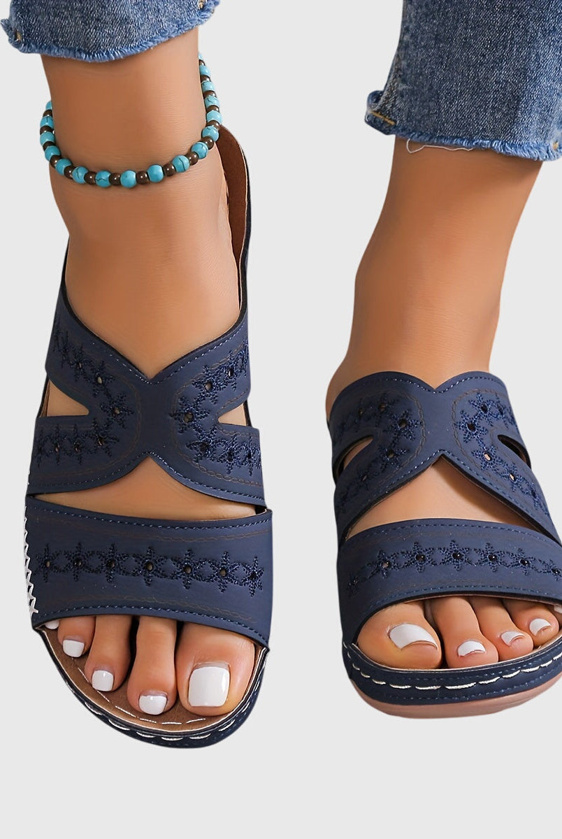Revue | Lightweight Orthopedic Sandals