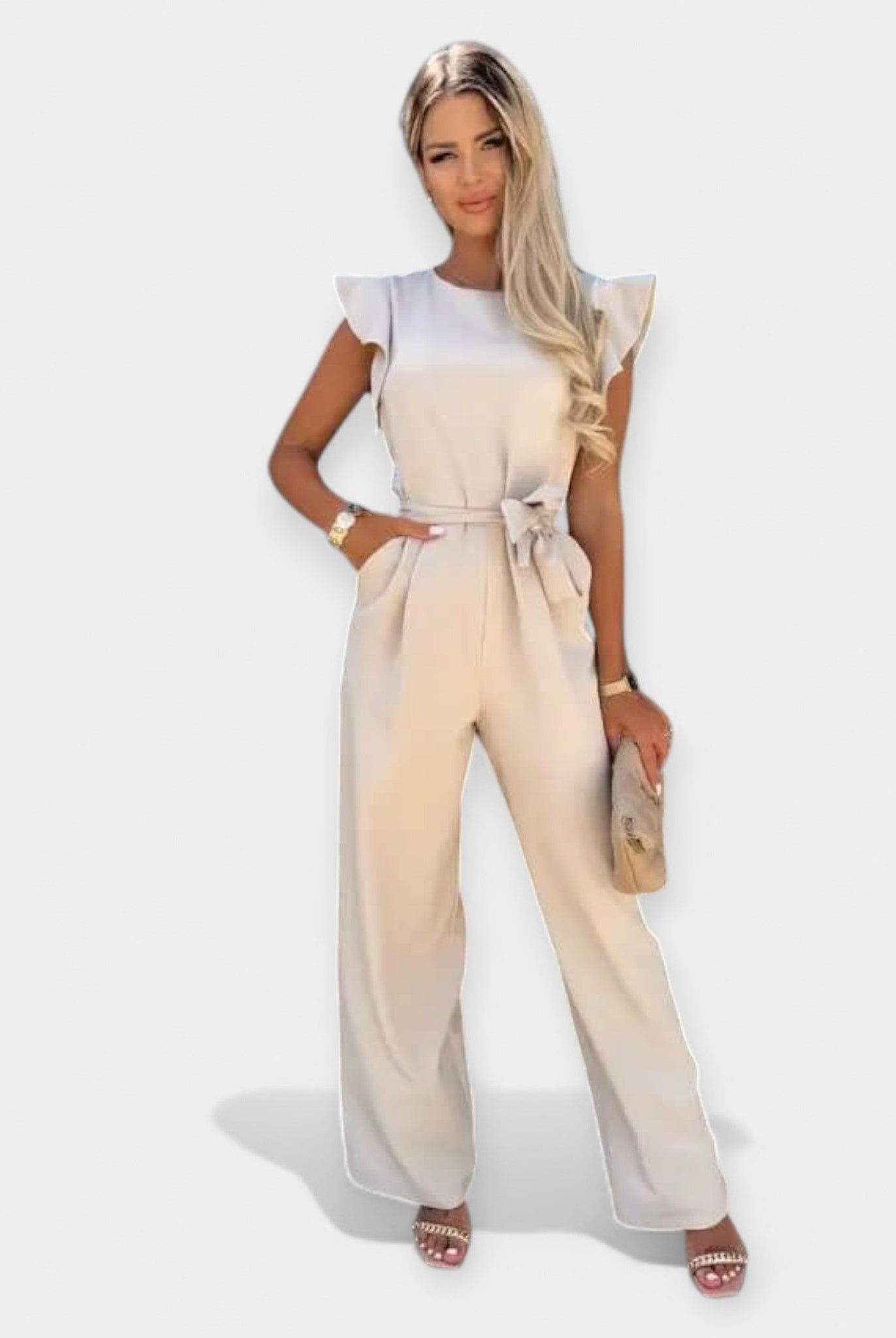 Yanira | Set Featuring Butterfly Sleeves