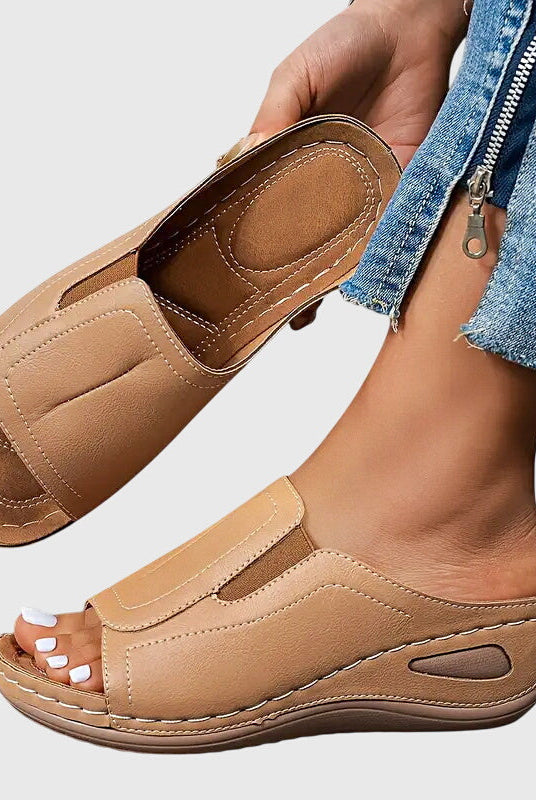 Naya | Orthopedic Sandals