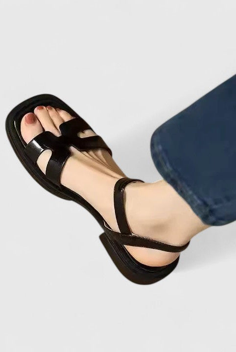 Layla | Sophisticated Flat Sandals