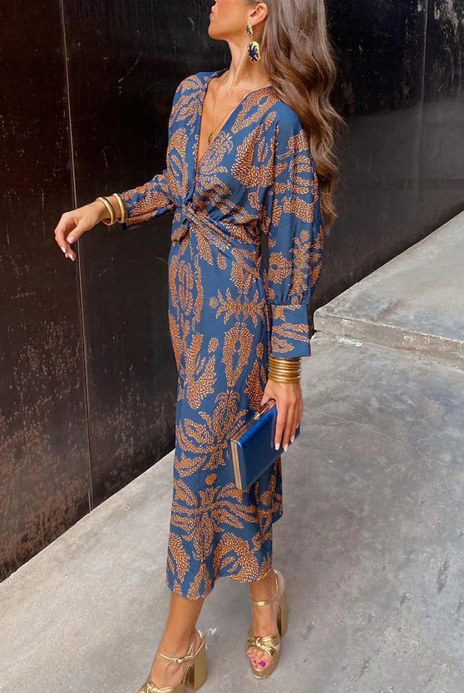 Elsie | Elegant Dress with Long Sleeves and Floral Print