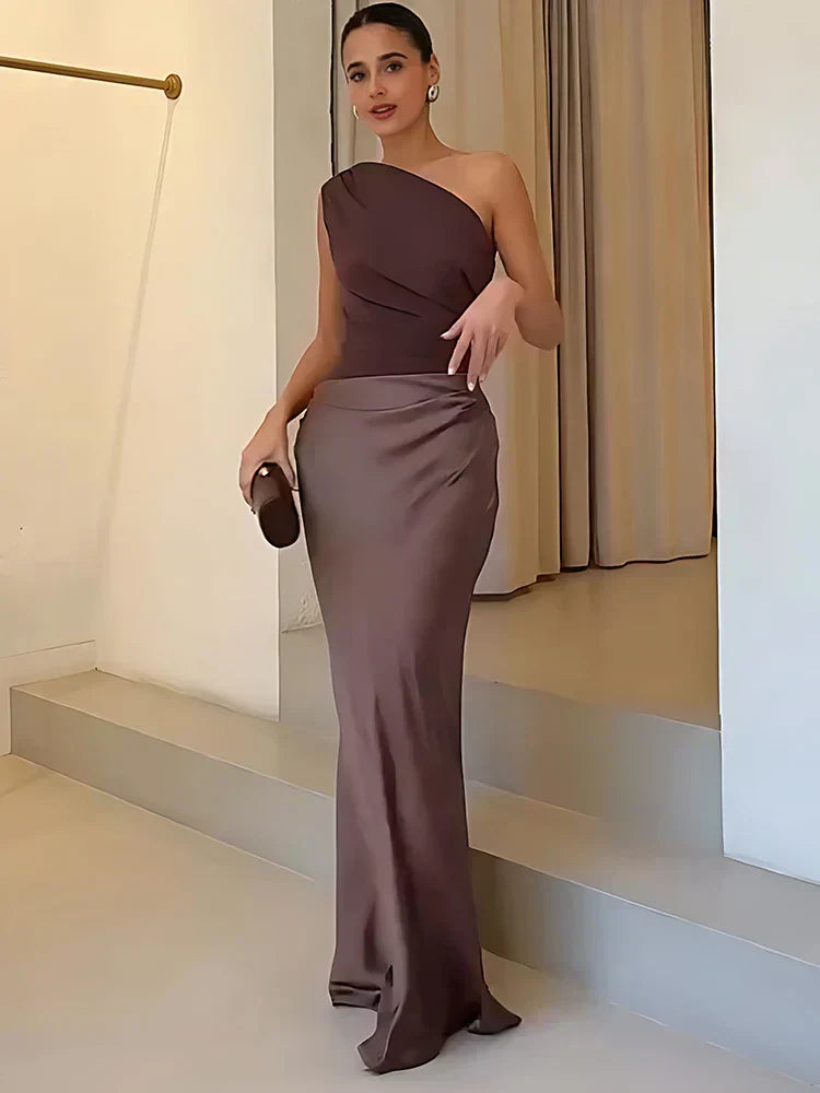 Joselyn | Maxi Dress with a Guilt in Satin
