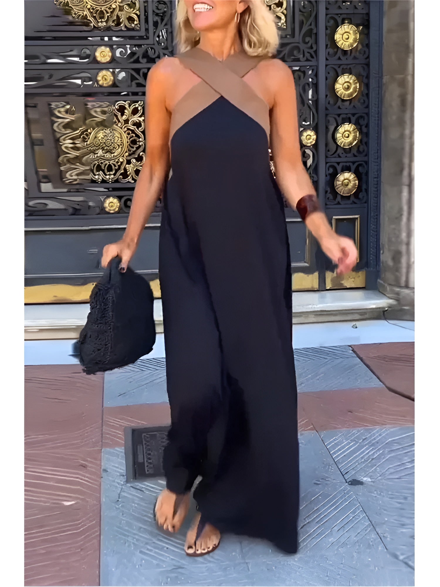 Millie | Dress with Crossed Cut